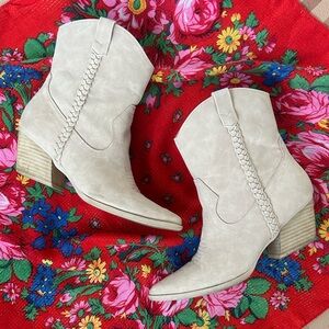 Dolce Vita Beige Western Ankle Boots